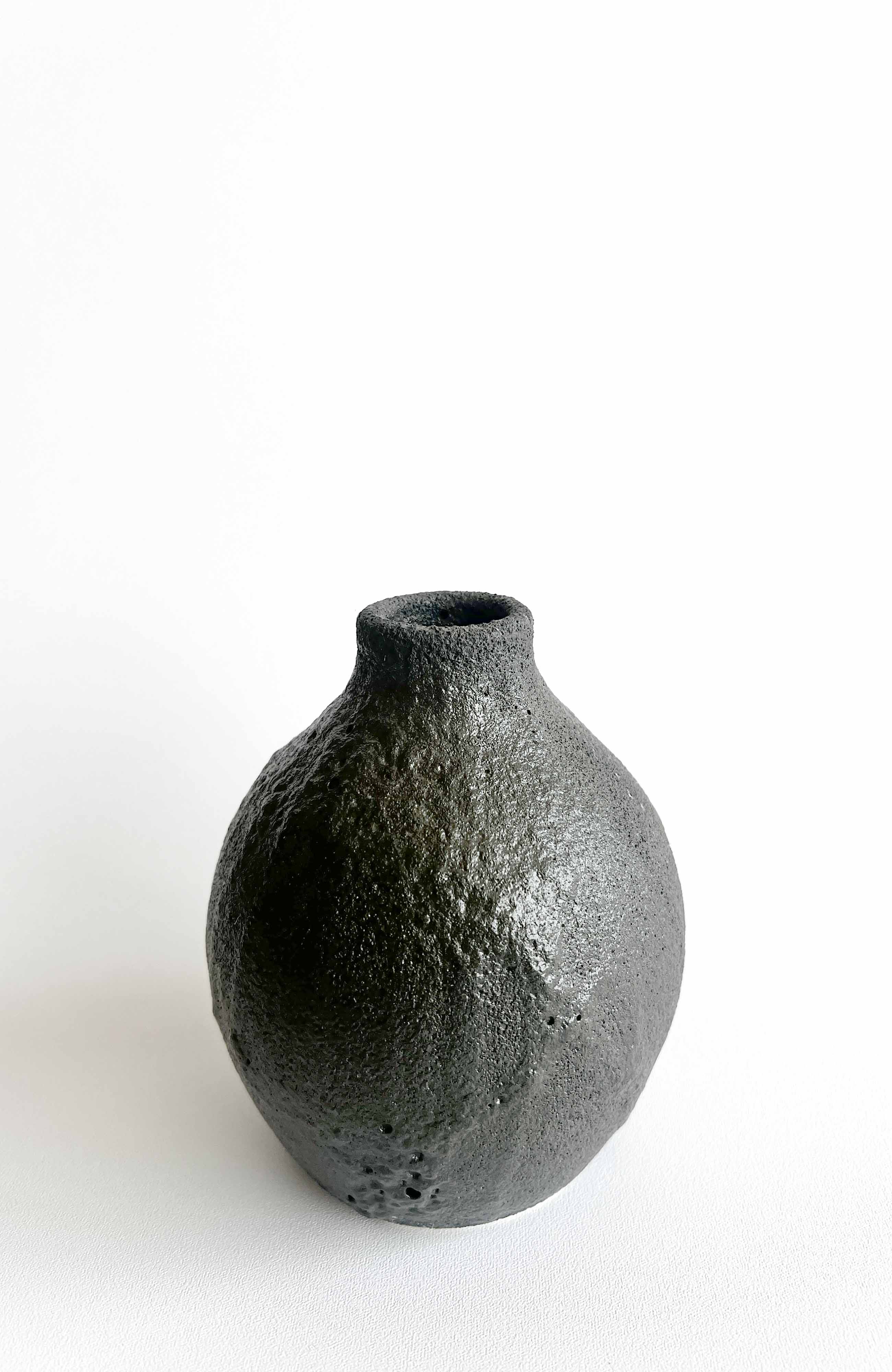 Ara Crater Vase