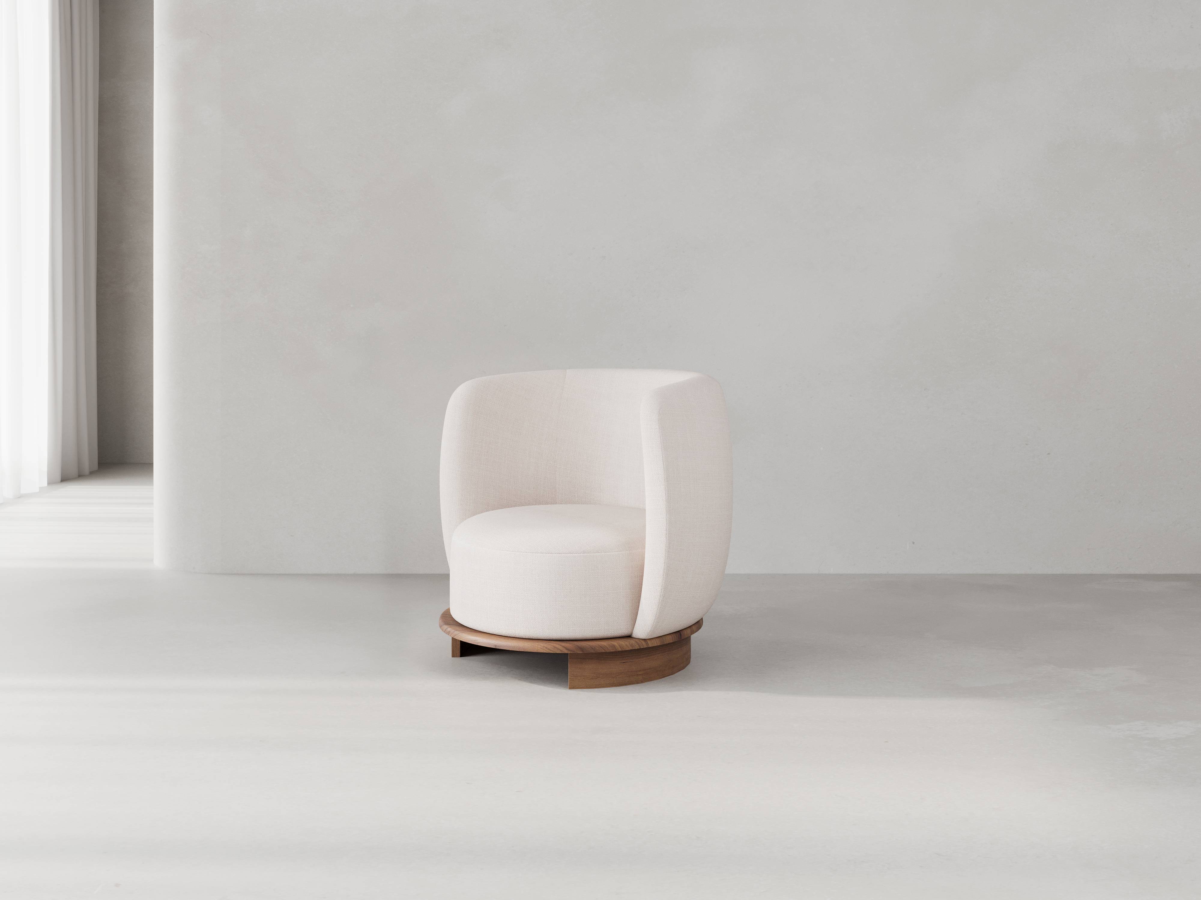 Evie Chair